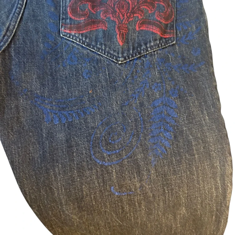 Red Ape Vintage Skater‎ Y2K Jeans. Size 40. EUC. Amazing designs on back.